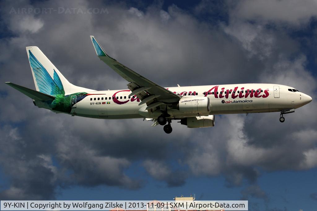9Y-KIN, 2000 Boeing 737-8Q8 C/N 28234, At famous Maho Beach