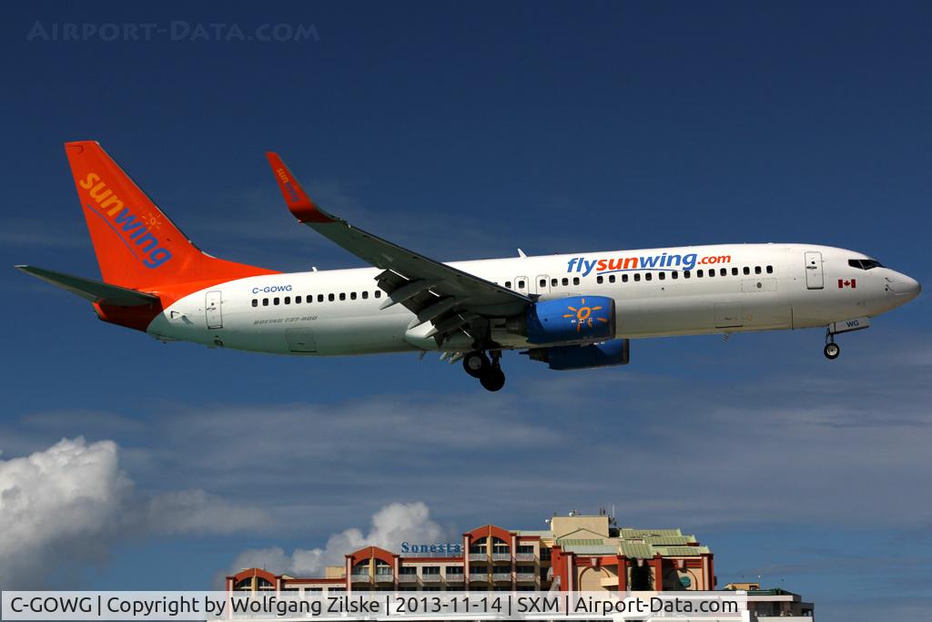 C-GOWG, 2010 Boeing 737-86J C/N 37757, At famous Maho Beach