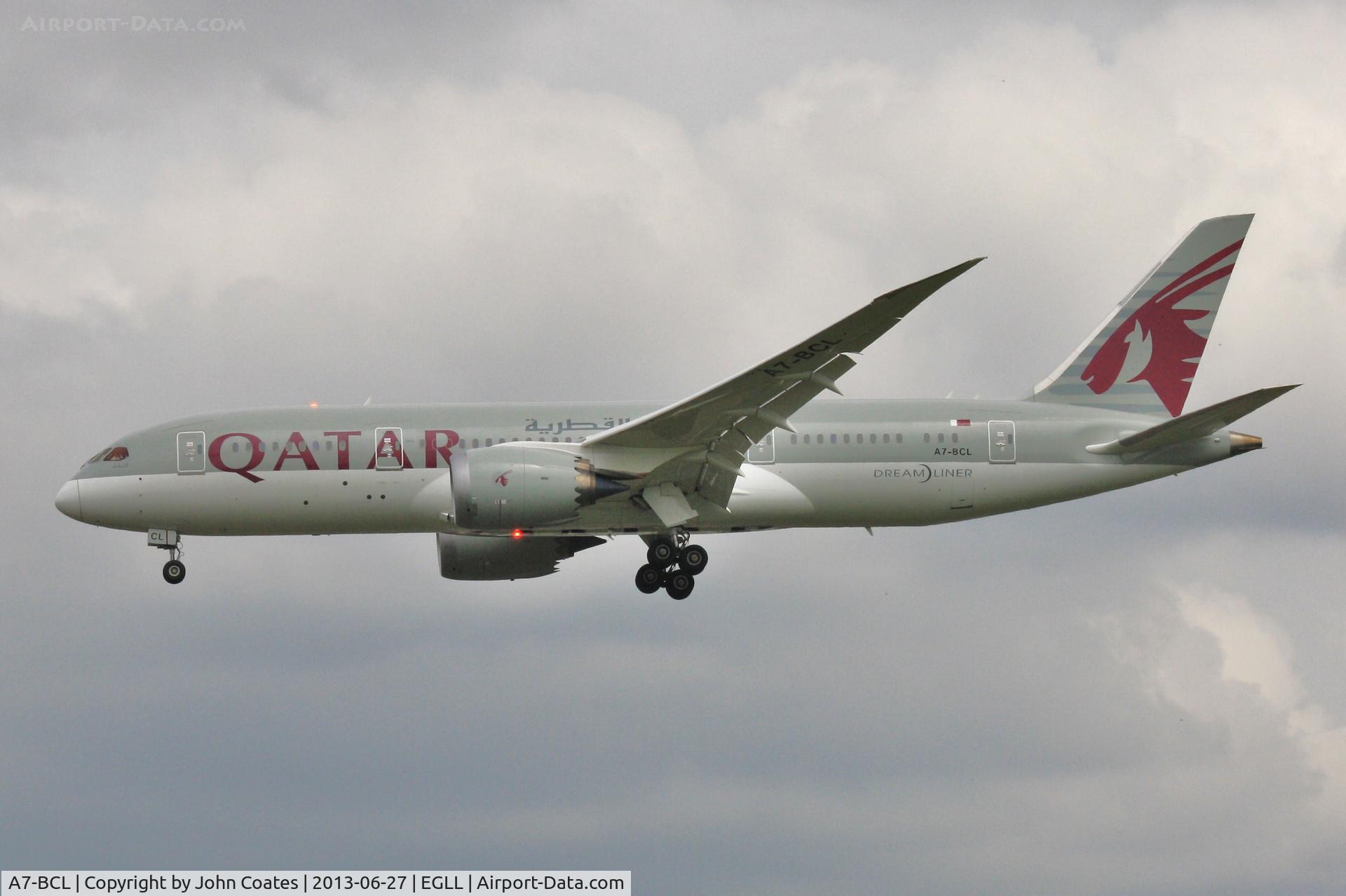 A7-BCL, 2012 Boeing 787-8 Dreamliner C/N 38330, Finals to 27L