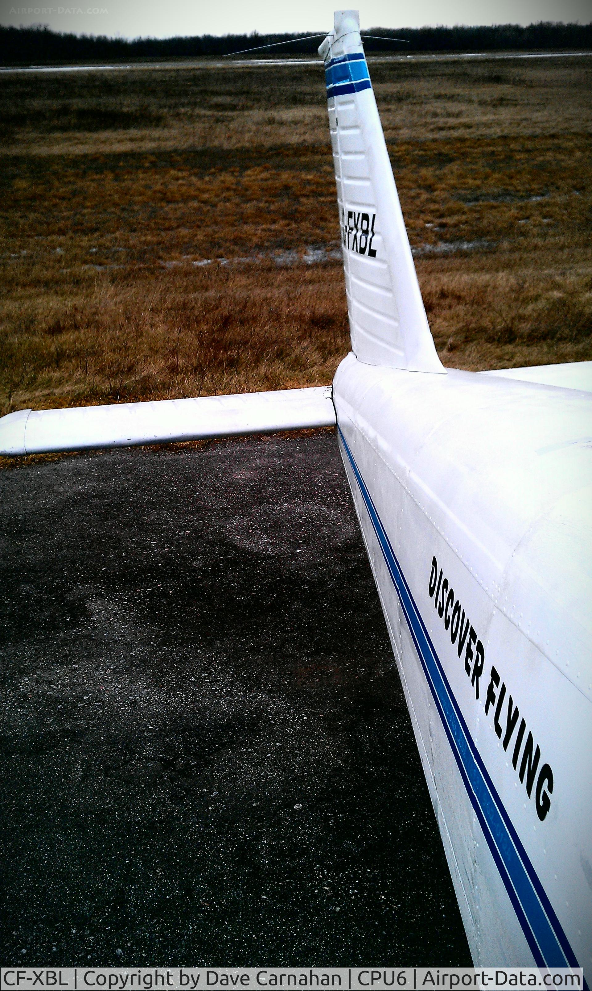 CF-XBL, 1968 Piper PA-28-140 C/N 28-24603, side view of aircraft