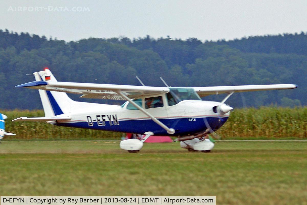 D-EFYN, 1981 Reims F172P C/N 2089, R/Cessna F.172P Skyhawk [2089] Tannheim~D 24/08/2013. Parked up awaiting departure.
