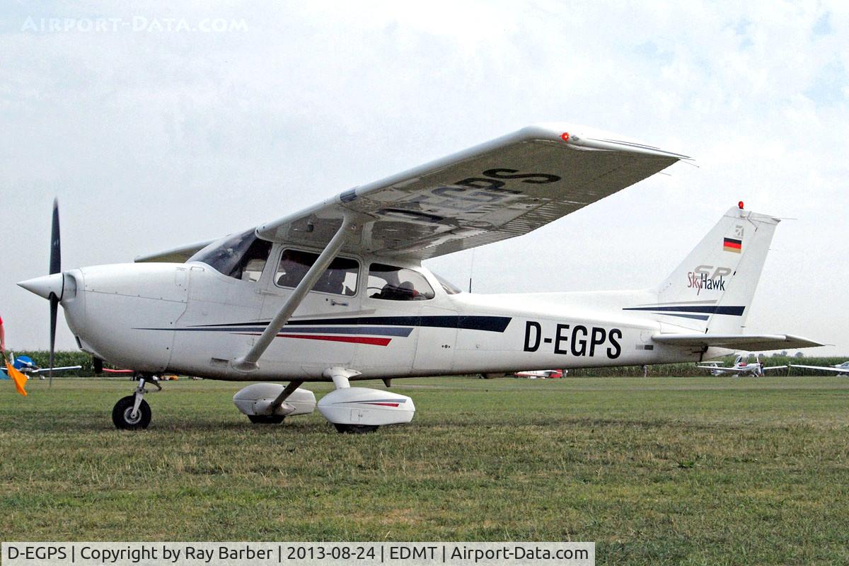 D-EGPS, 2002 Cessna 172S C/N 172S9065, Cessna 172S Skyhawk [172S-9065] Tannheim~D 24/08/2013