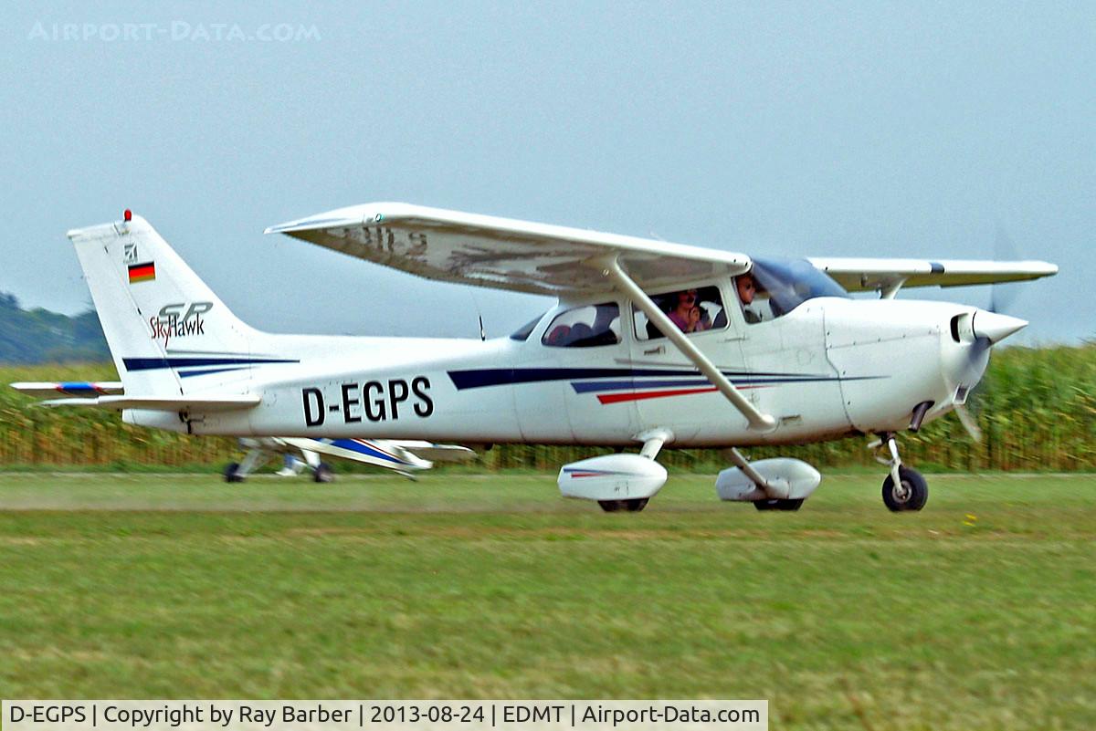 D-EGPS, 2002 Cessna 172S C/N 172S9065, Cessna 172P Skyhawk [172-76144] Tannheim~D 24/08/2013