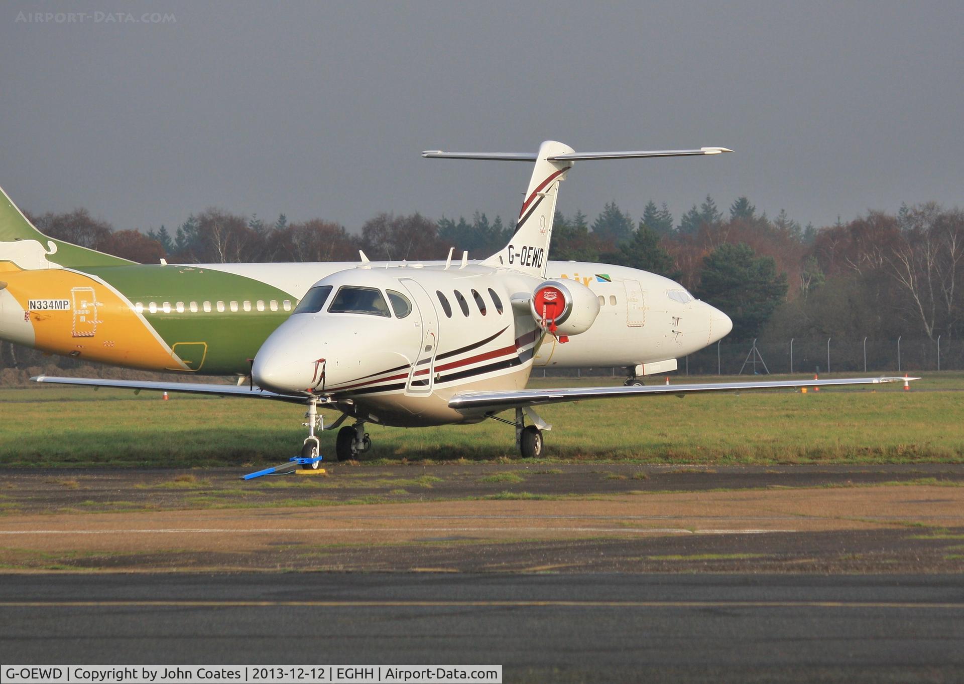 G-OEWD, 2005 Beech 390 Premier I C/N RB-126, Parked at Jetworks