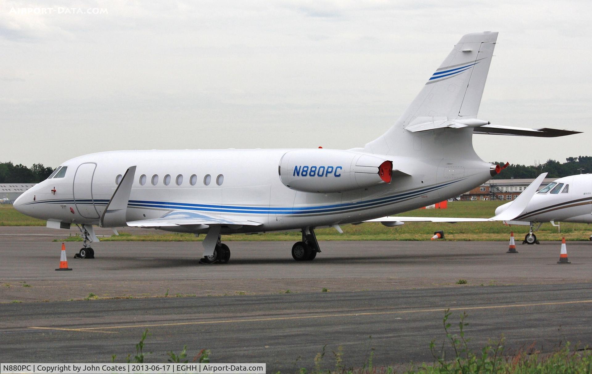 N880PC, 2008 Dassault Falcon 2000EX C/N 138, Parked at Signatures