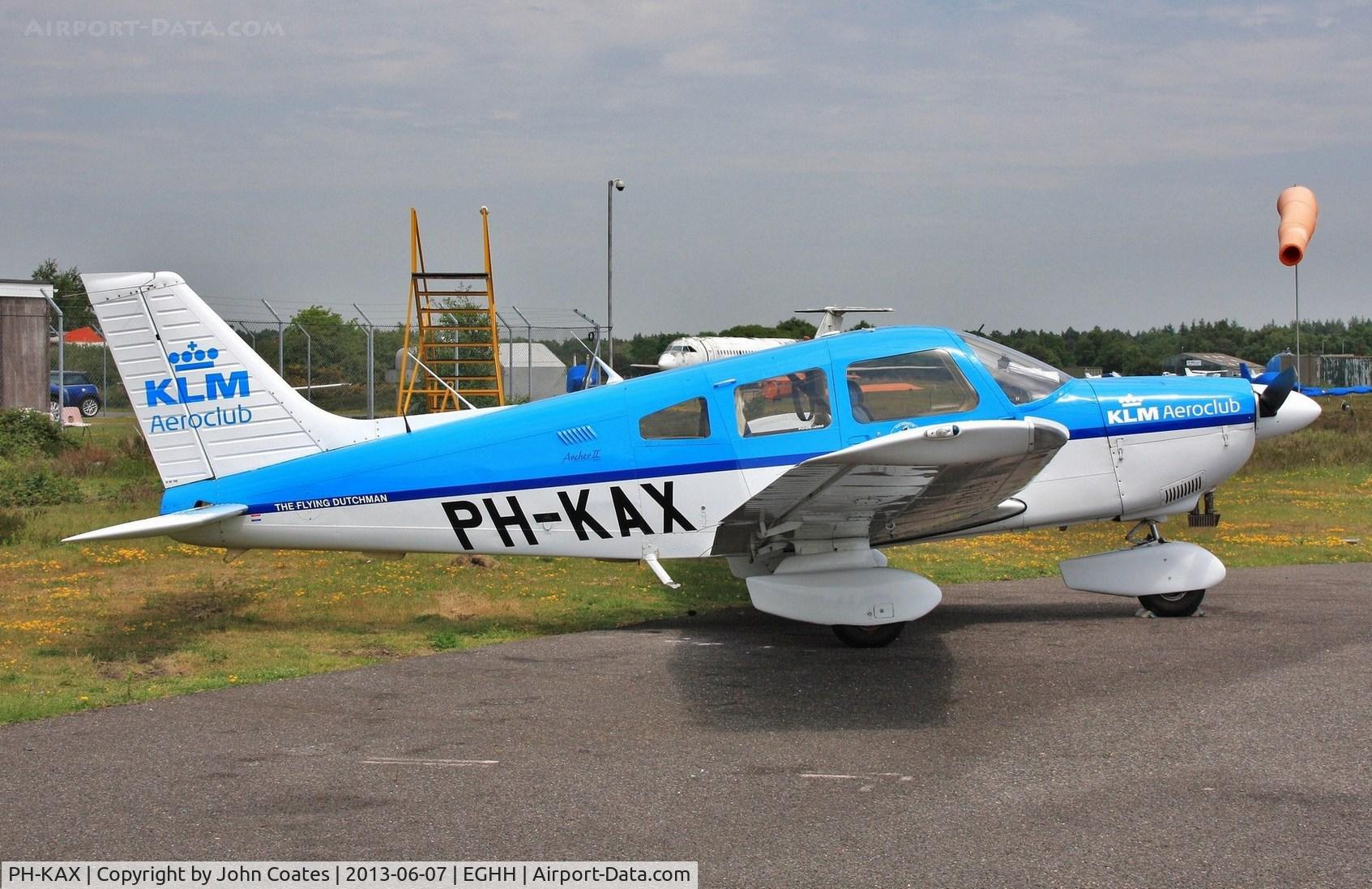 PH-KAX, 1986 Piper PA-28-181 Archer C/N 2890001, Visitor at BHL