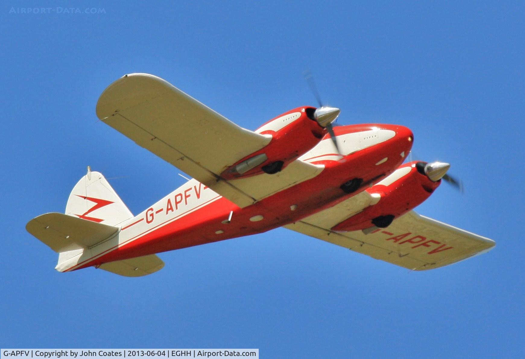 G-APFV, 1959 Piper PA-23-160 Apache C/N 23-1686, On approach to 08