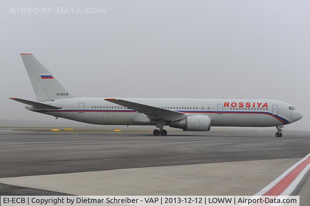 EI-ECB, 1998 Boeing 767-3Q8 C/N 27617, Rossija Boeing 767-300