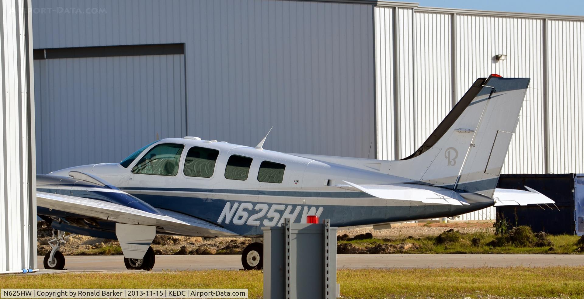 N625HW, 1993 Beech 58 Baron C/N TH-1694, Austin, TX