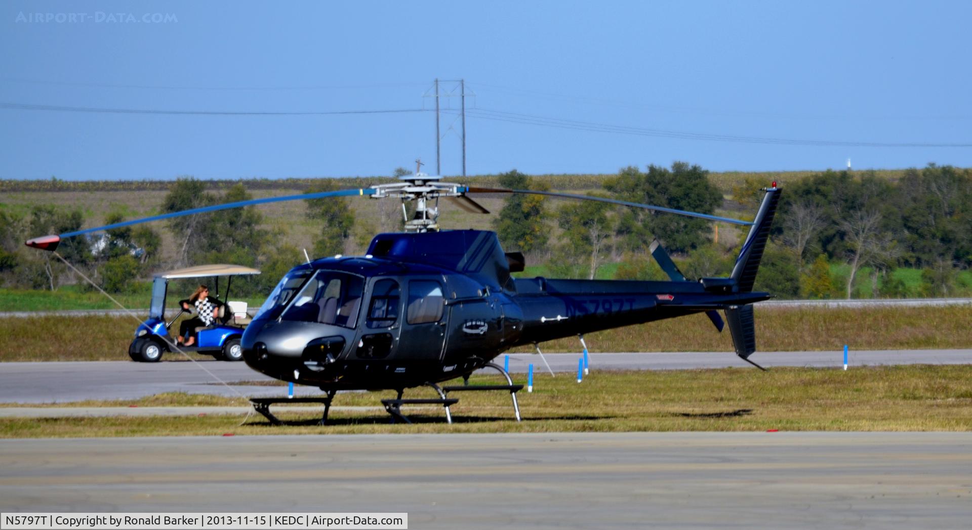 N5797T, 1982 Aerospatiale AS-350B Ecureuil C/N 1472, Austin, TX