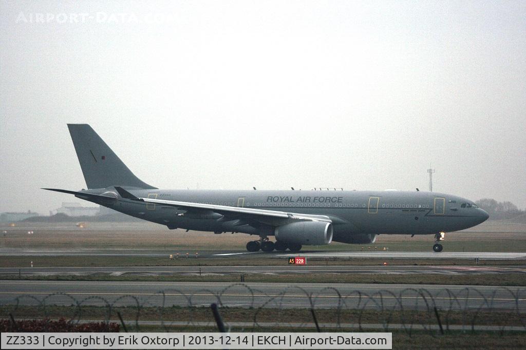 ZZ333, 2012 Airbus KC3 Voyager (A330-243MRTT) C/N 1312, ZZ333 in CPH. Weather and the light could have been better.