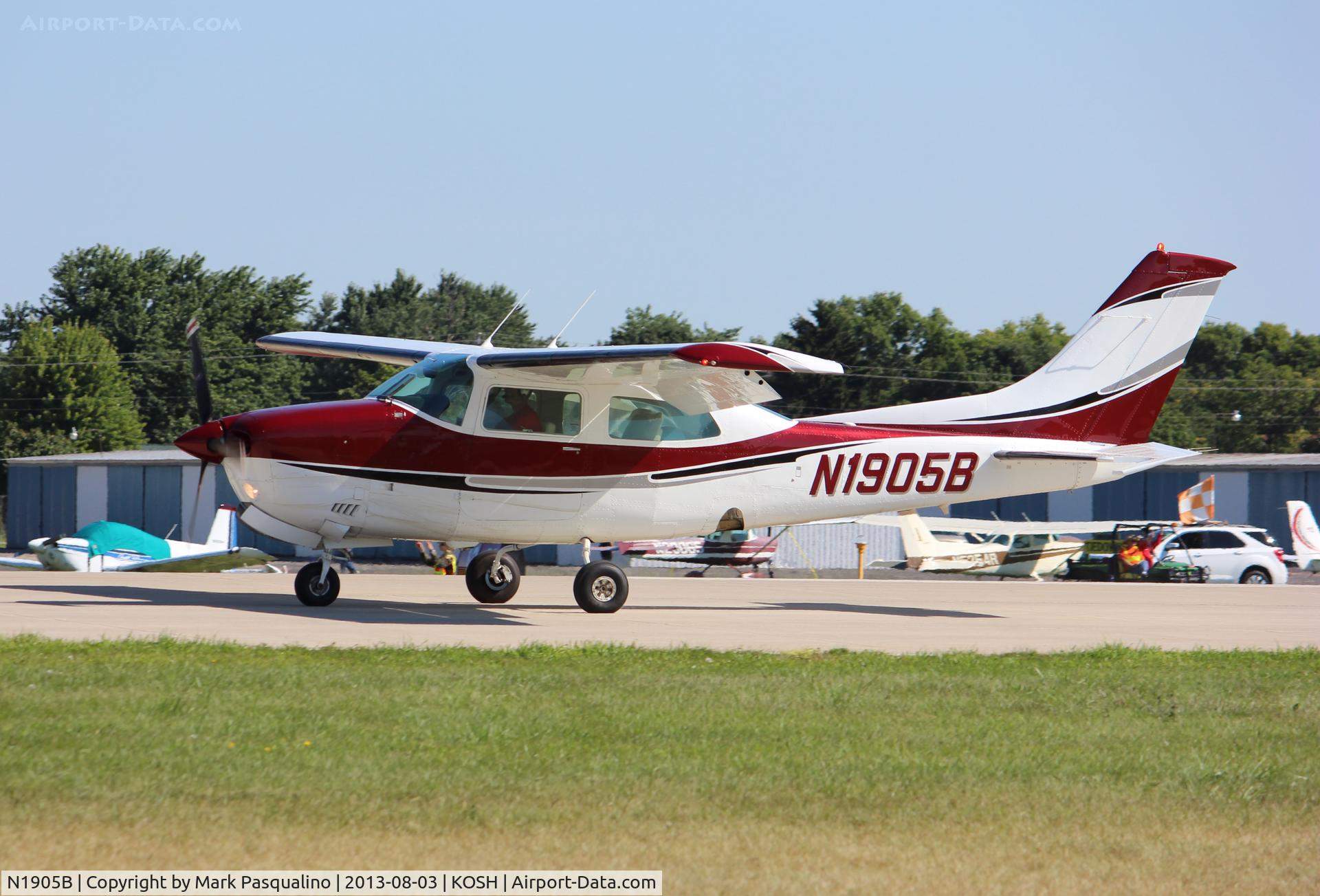 N1905B, 1977 Cessna T210M Turbo Centurion C/N 21062379, Cessna T210M