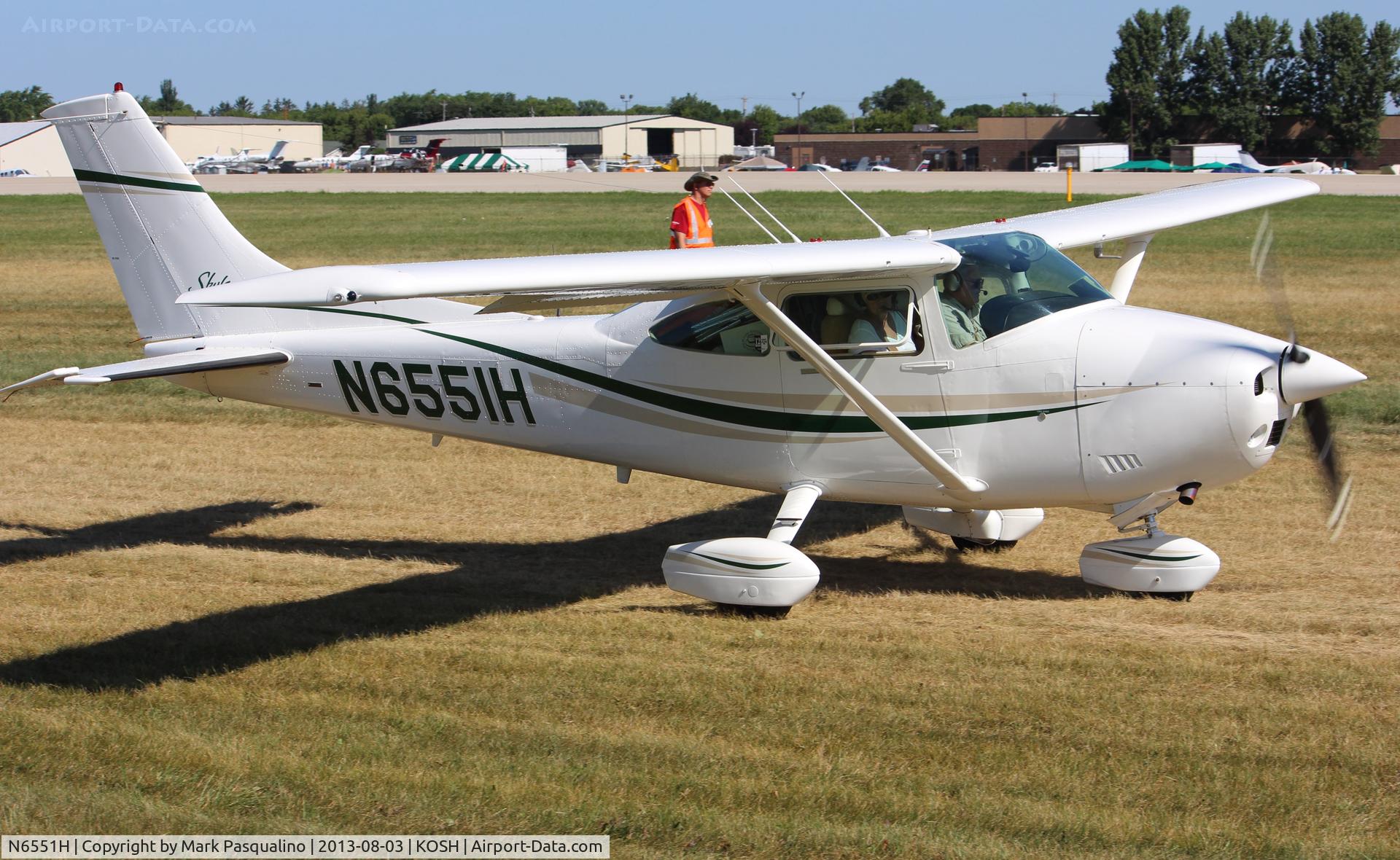 N6551H, 1981 Cessna 182R Skylane C/N 18267893, Cessna 182R