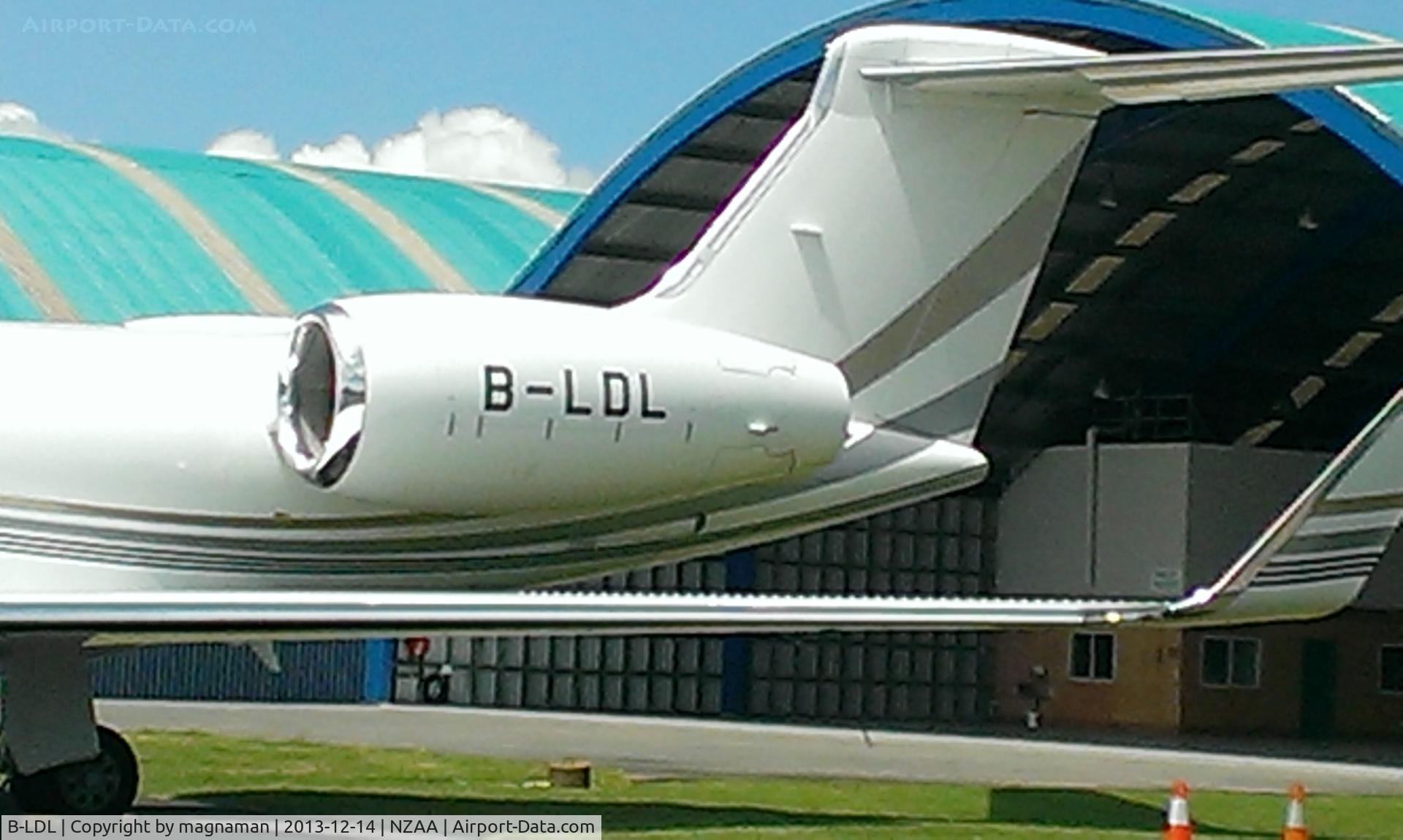 B-LDL, 2011 Gulfstream Aerospace GV-SP (G550) C/N 5335, Just making sure I got the correct rego