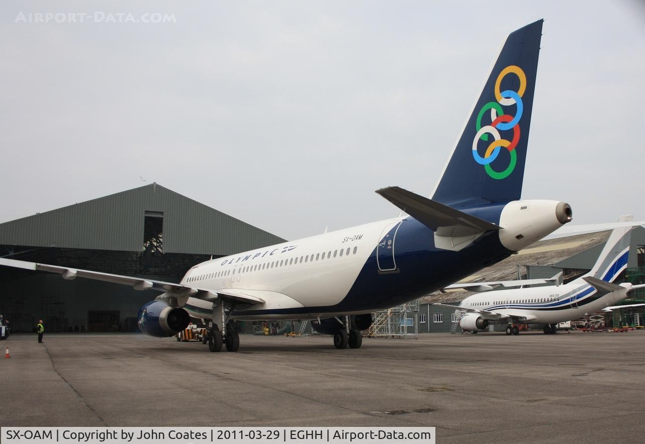 SX-OAM, 2009 Airbus A320-232 C/N 3990, Entering paintshop for respray