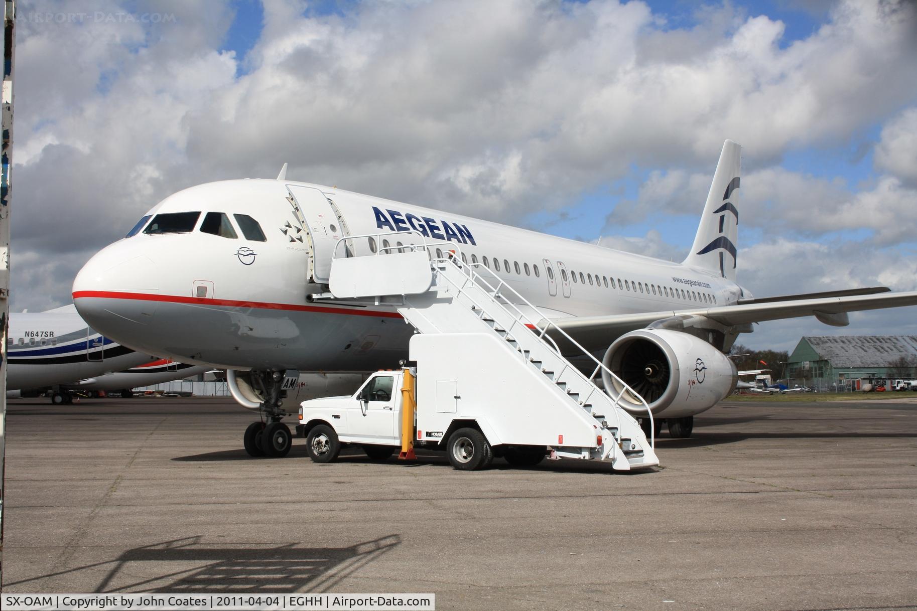 SX-OAM, 2009 Airbus A320-232 C/N 3990, Being prepared for delivery after respray
