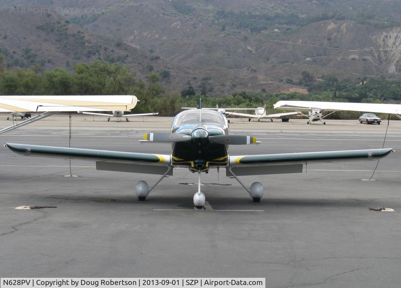 N628PV, 2000 Vans RV-6A C/N 24279, 2000 Rosales SPECIAL VAN's RV-6A, Lycoming O-360-A1A 180 Hp, on transient line