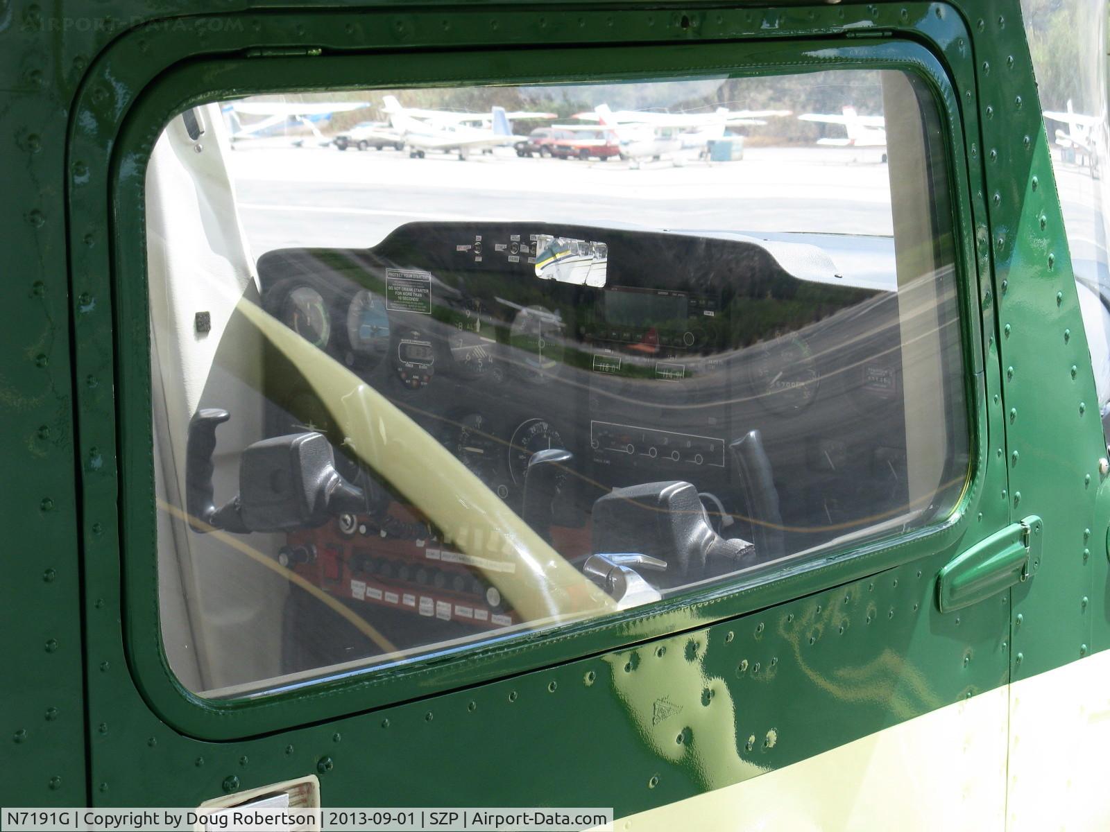 N7191G, 1973 Cessna 150L C/N 15074621, 1973 Cessna 150L, Continental O-200 100 Hp, panel