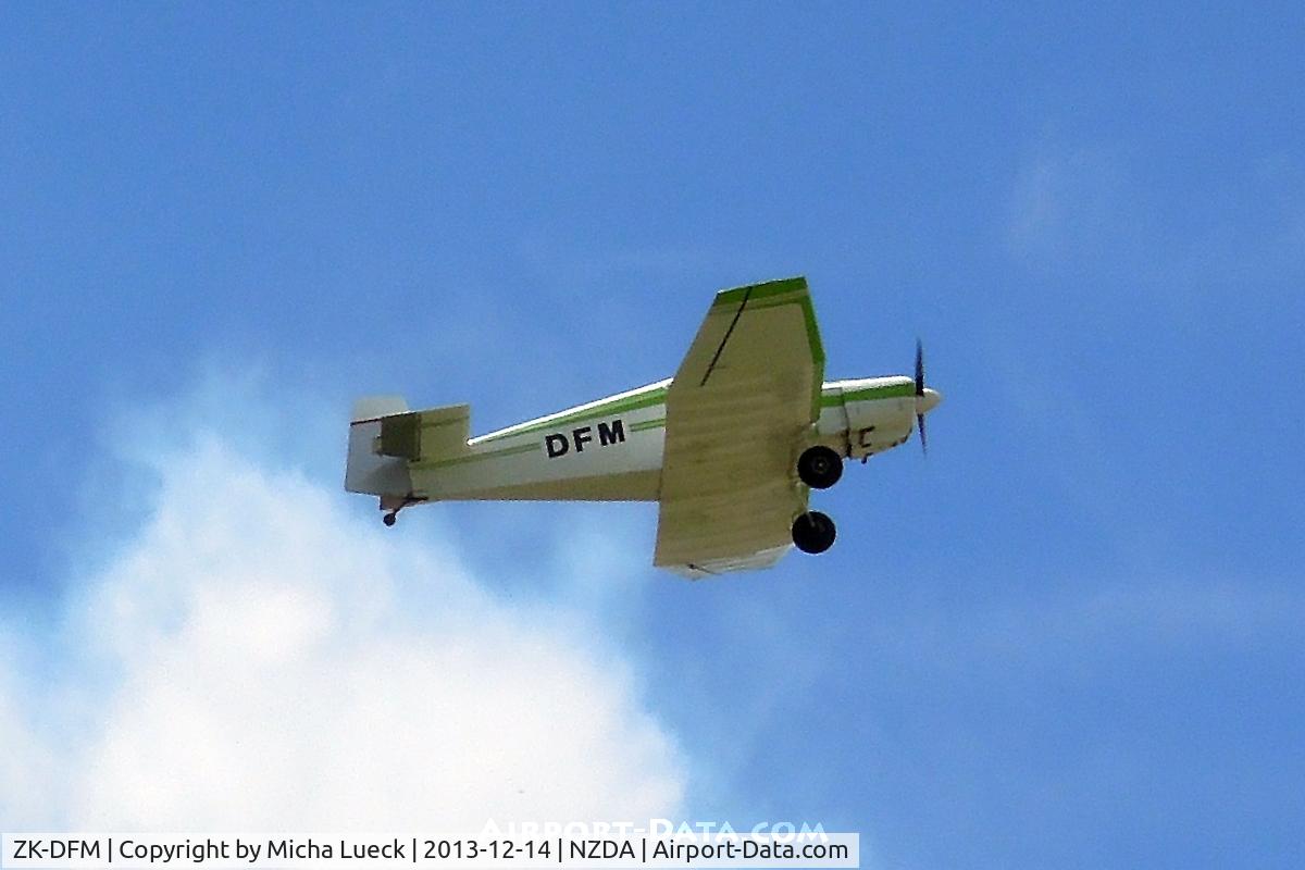 ZK-DFM, Jodel D-11 C/N AACA/100, At Dargaville