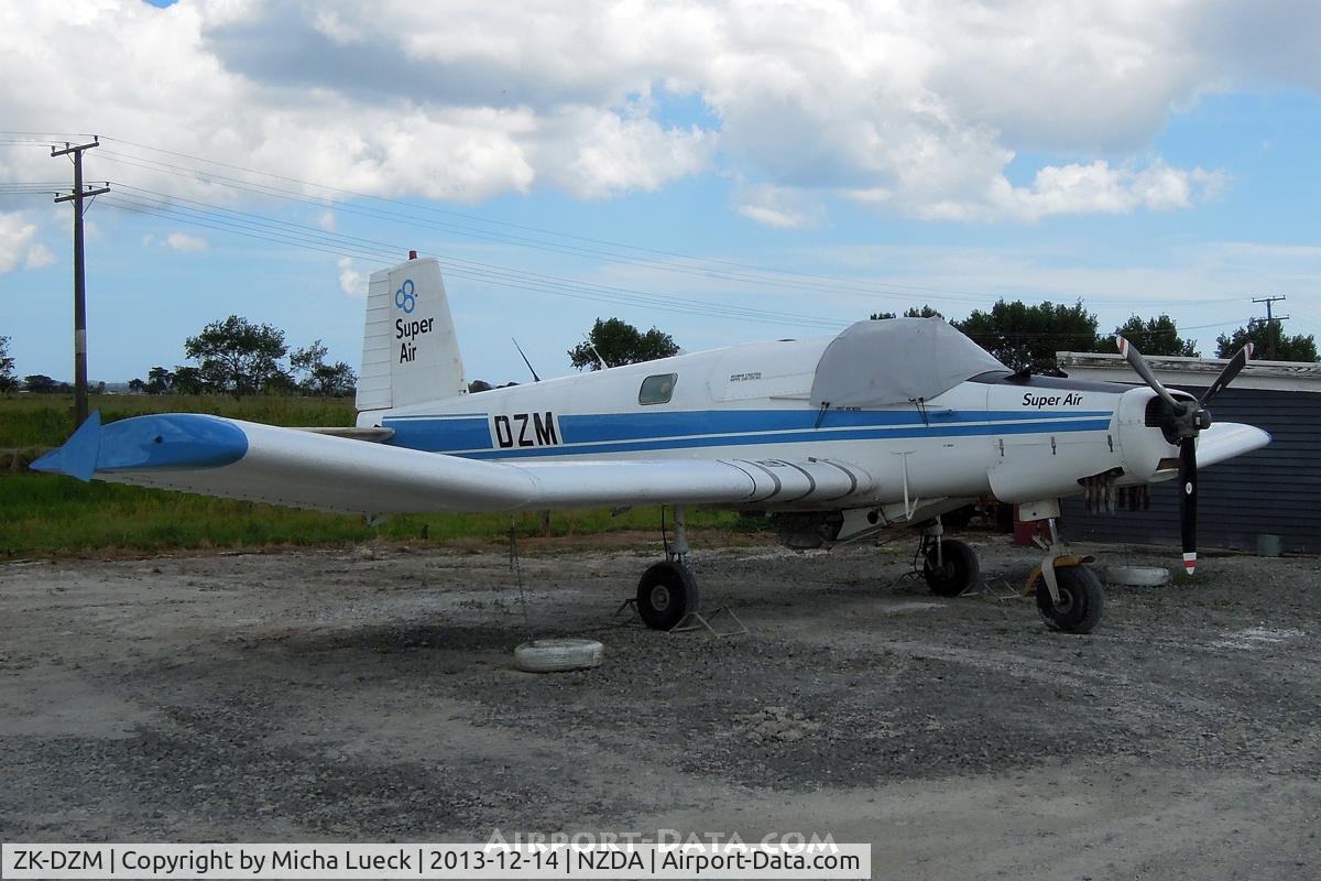 ZK-DZM, NZ Aerospace FU24-950 C/N 214, At Dargaville