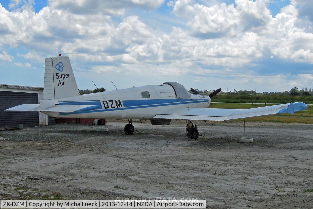 ZK-DZM, NZ Aerospace FU24-950 C/N 214, At Dargaville