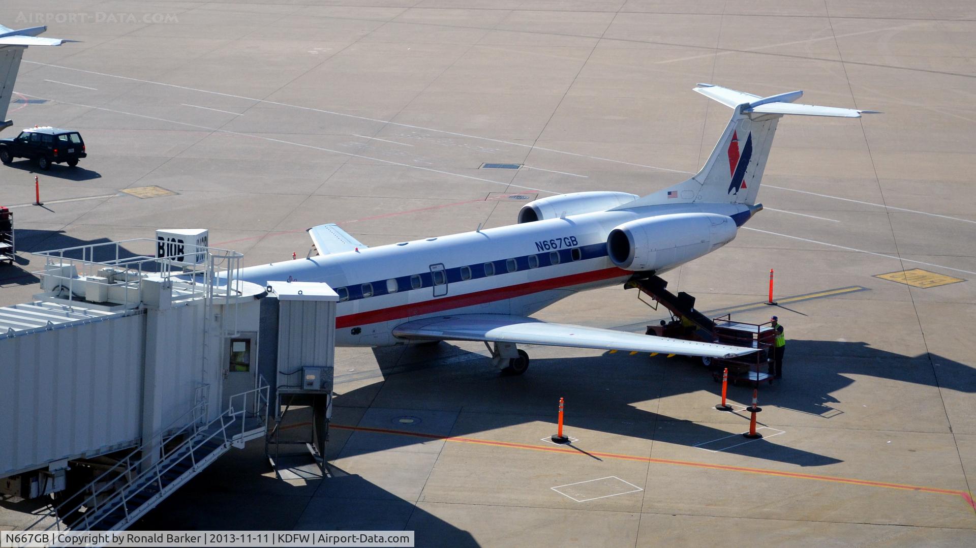 N667GB, 2004 Embraer ERJ-145LR (EMB-145LR) C/N 145784, Unloading baggage Gate B10B DFW