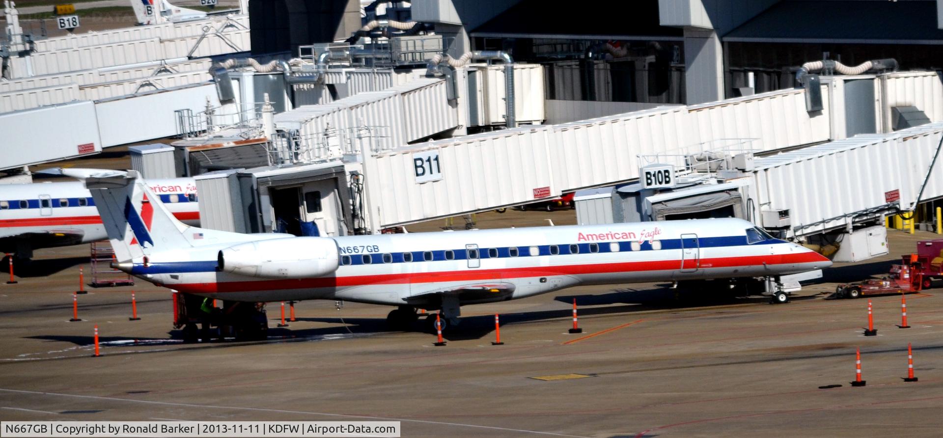 N667GB, 2004 Embraer ERJ-145LR (EMB-145LR) C/N 145784, Gate B10B DFW