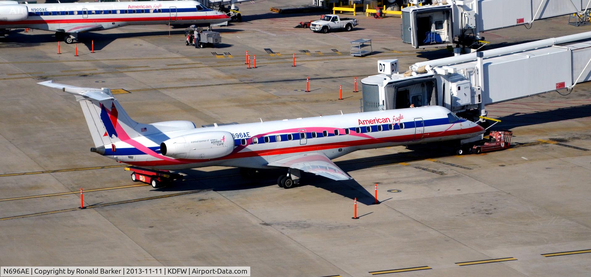 N696AE, 2004 Embraer ERJ-145LR (EMB-145LR) C/N 14500874, Gate D7 DFW