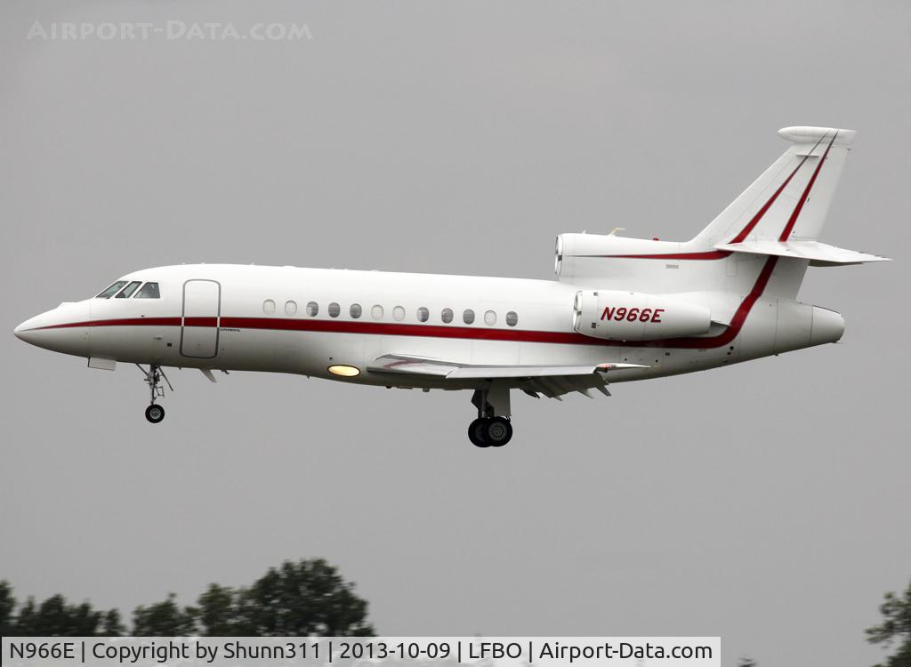 N966E, 2004 Dassault Falcon 900EX C/N 126, Landing rwy 32R