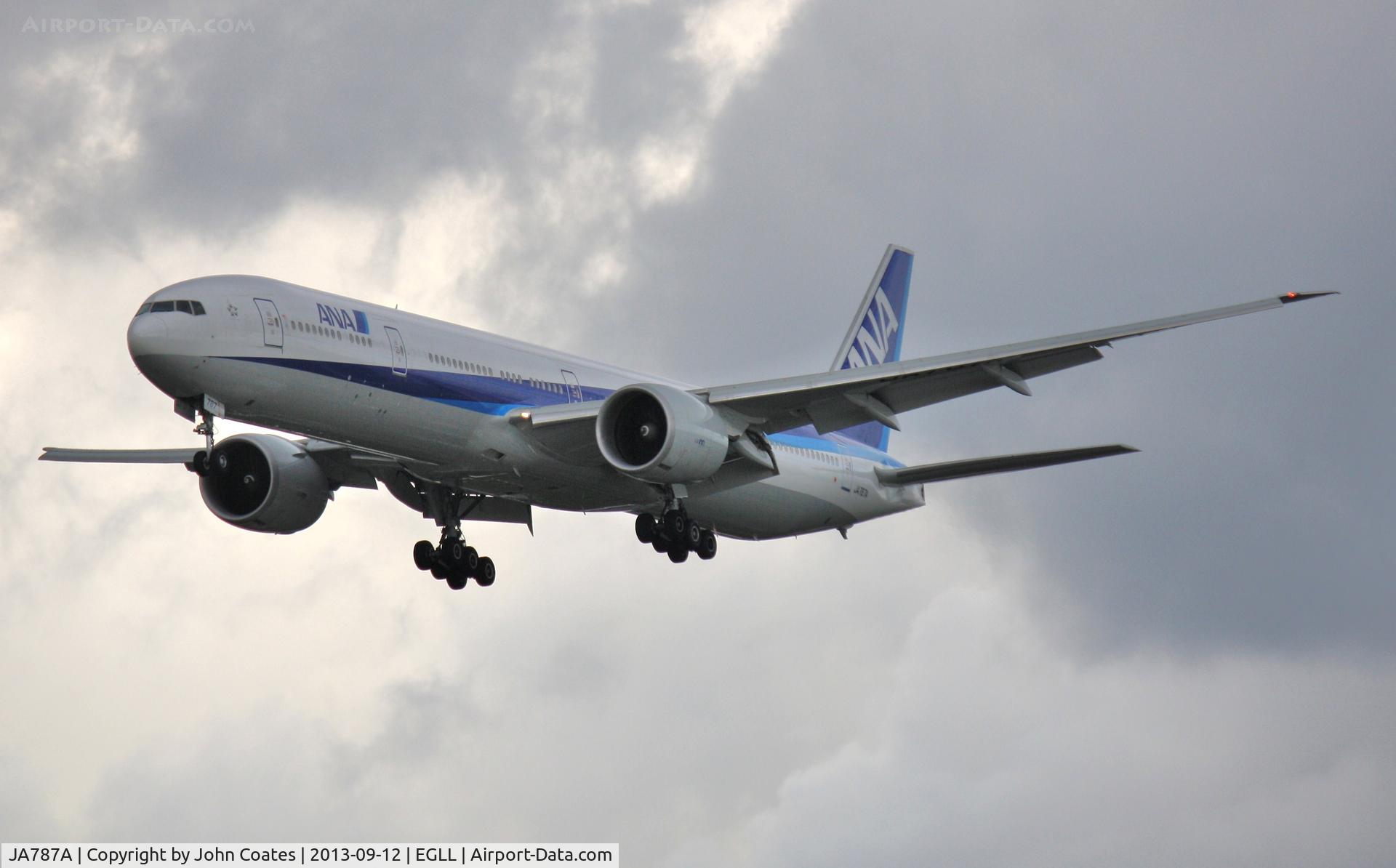 JA787A, 2010 Boeing 777-381/ER C/N 37949, On approach to 27L