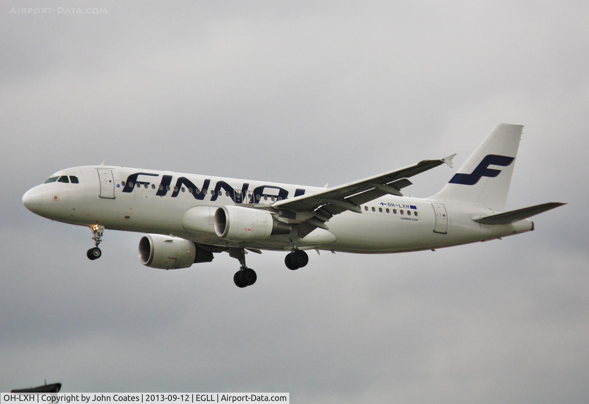 OH-LXH, 2002 Airbus A320-214 C/N 1913, Finals to 27L