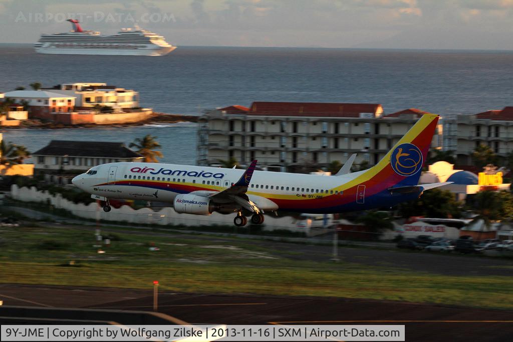9Y-JME, 2003 Boeing 737-86J C/N 32919, At famous Maho Beach