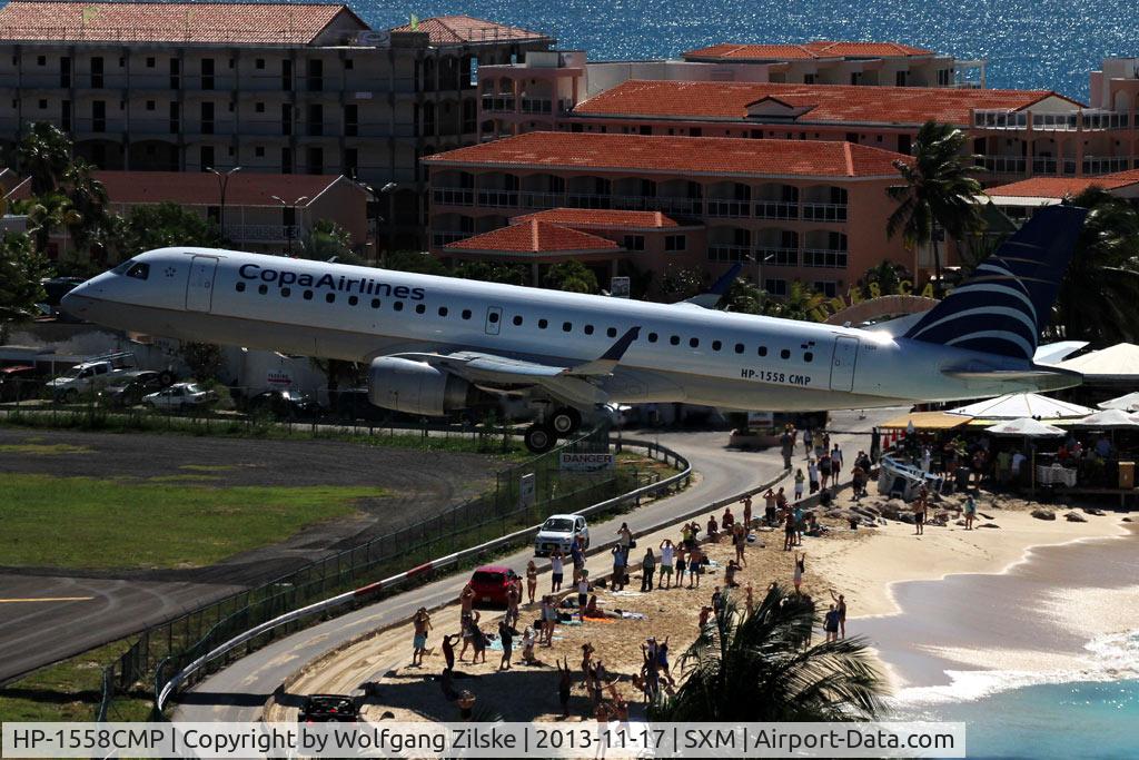 HP-1558CMP, 2006 Embraer 190AR (ERJ-190-100IGW) C/N 19000038, At famous Maho Beach