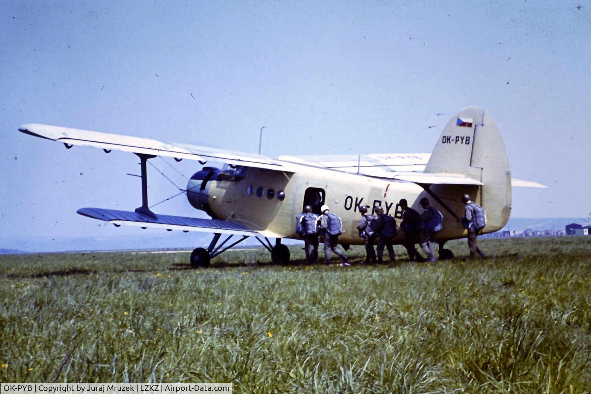 OK-PYB, 1961 Antonov An-2 C/N 115720, paratroopers