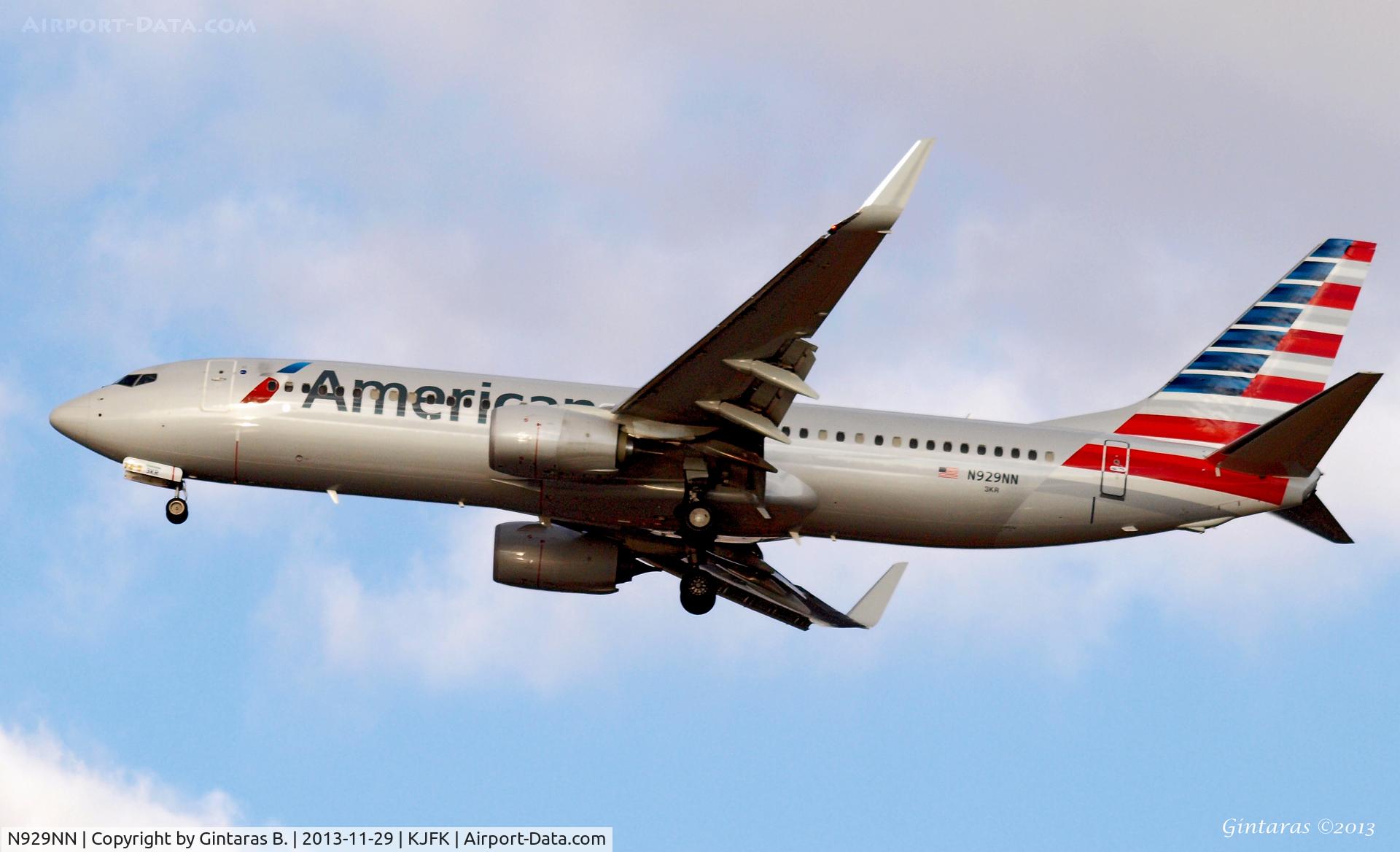 N929NN, 2012 Boeing 737-823 C/N 33322, Going To A Landing on 31R, JFK