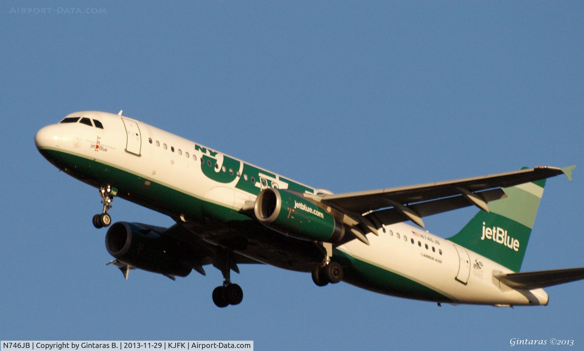 N746JB, 2008 Airbus A320-232 C/N 3622, NY JETS Going To A Landing on 31R, JFK
