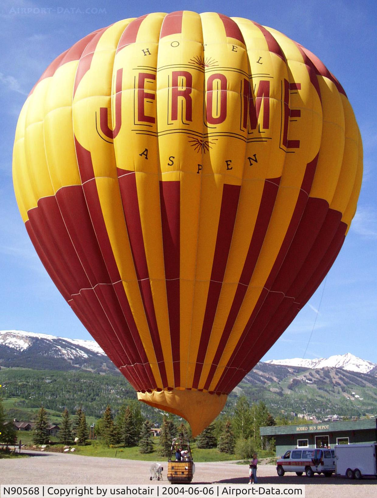 N90568, 1992 Aerostar International Inc S-77A C/N S77A-3021, N90568 is shown here inflated in Snowmass Village, Colorado.