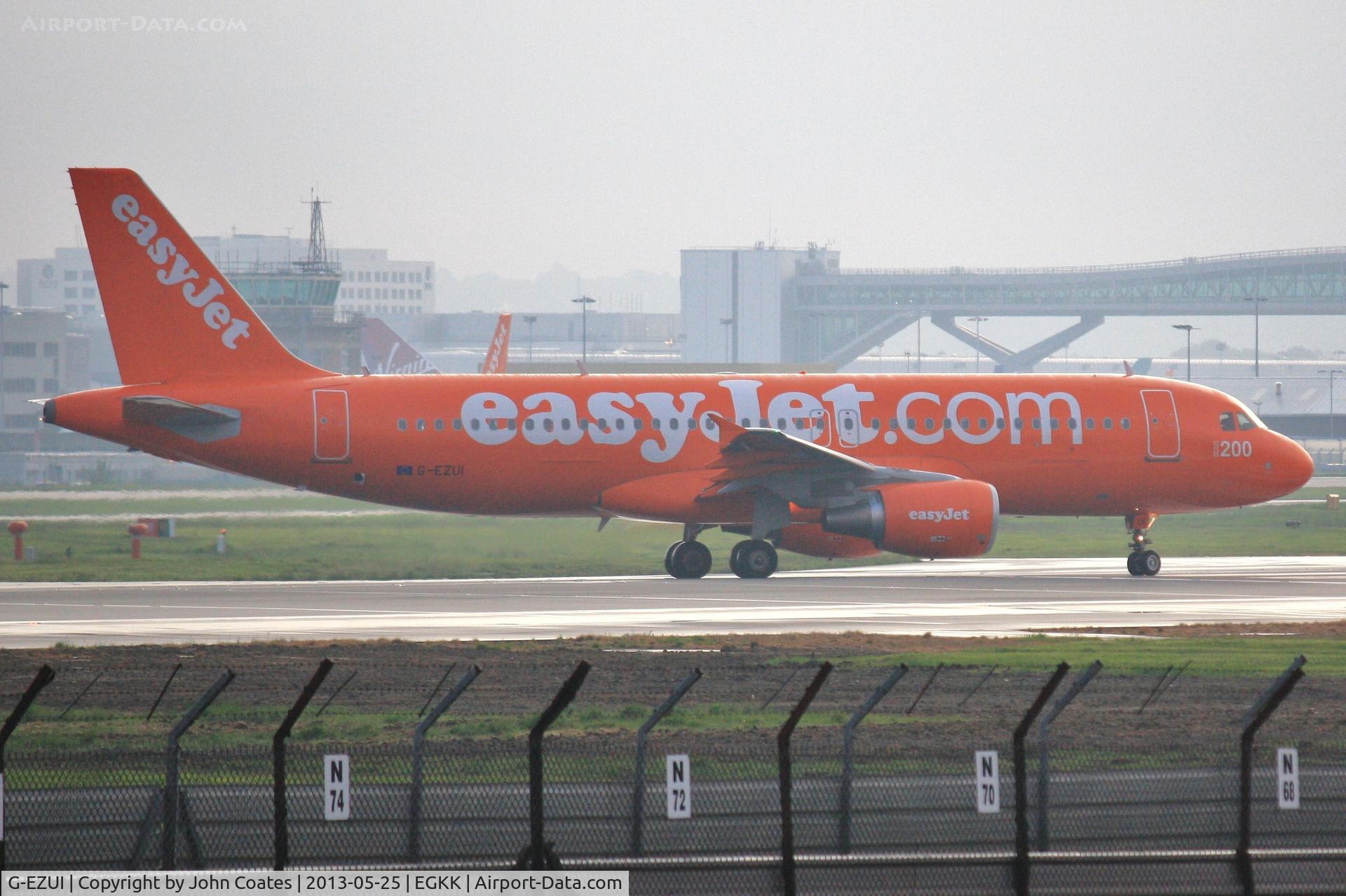 G-EZUI, 2011 Airbus A320-214 C/N 4721, Misty early departure 08R