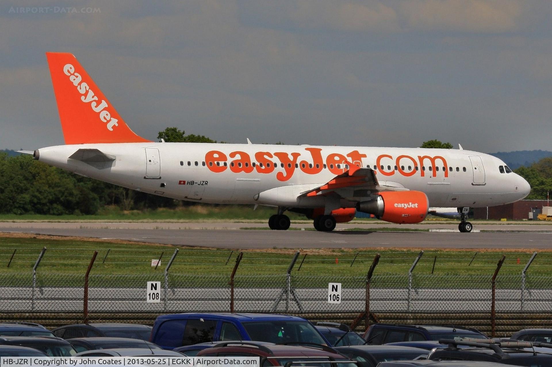 HB-JZR, 2009 Airbus A320-214 C/N 4034, Departing 08R