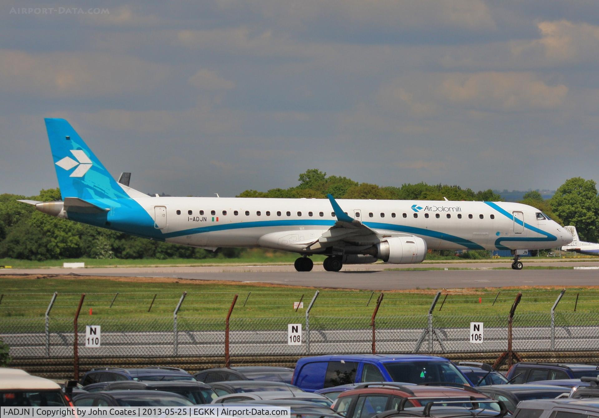 I-ADJN, 2009 Embraer 195LR (ERJ-190-200LR) C/N 19000270, Departing 08R