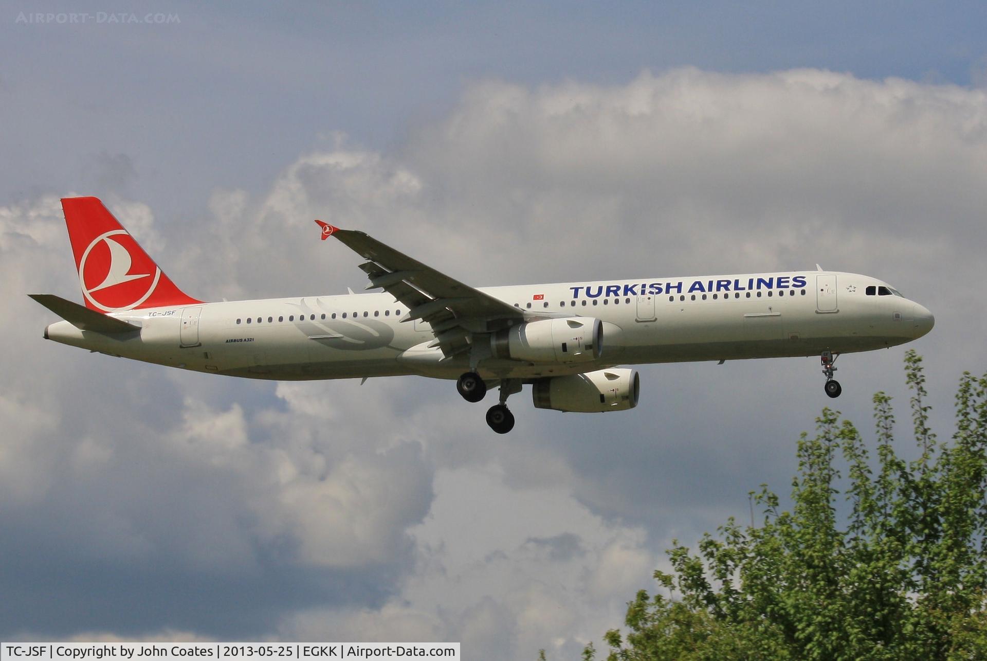 TC-JSF, 2013 Airbus A321-231 C/N 5465, Finals to 08R