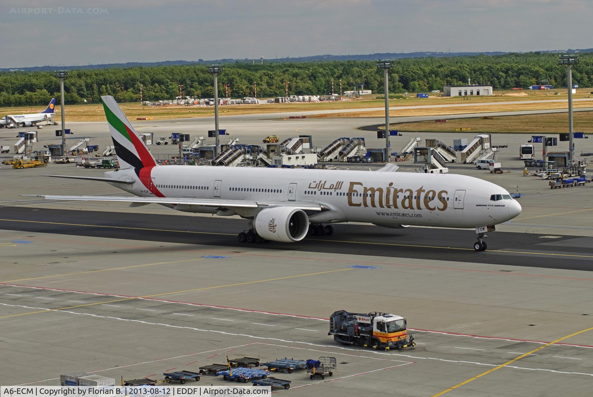 A6-ECM, 2009 Boeing 777-36N/ER C/N 37703, Boeing 777-300