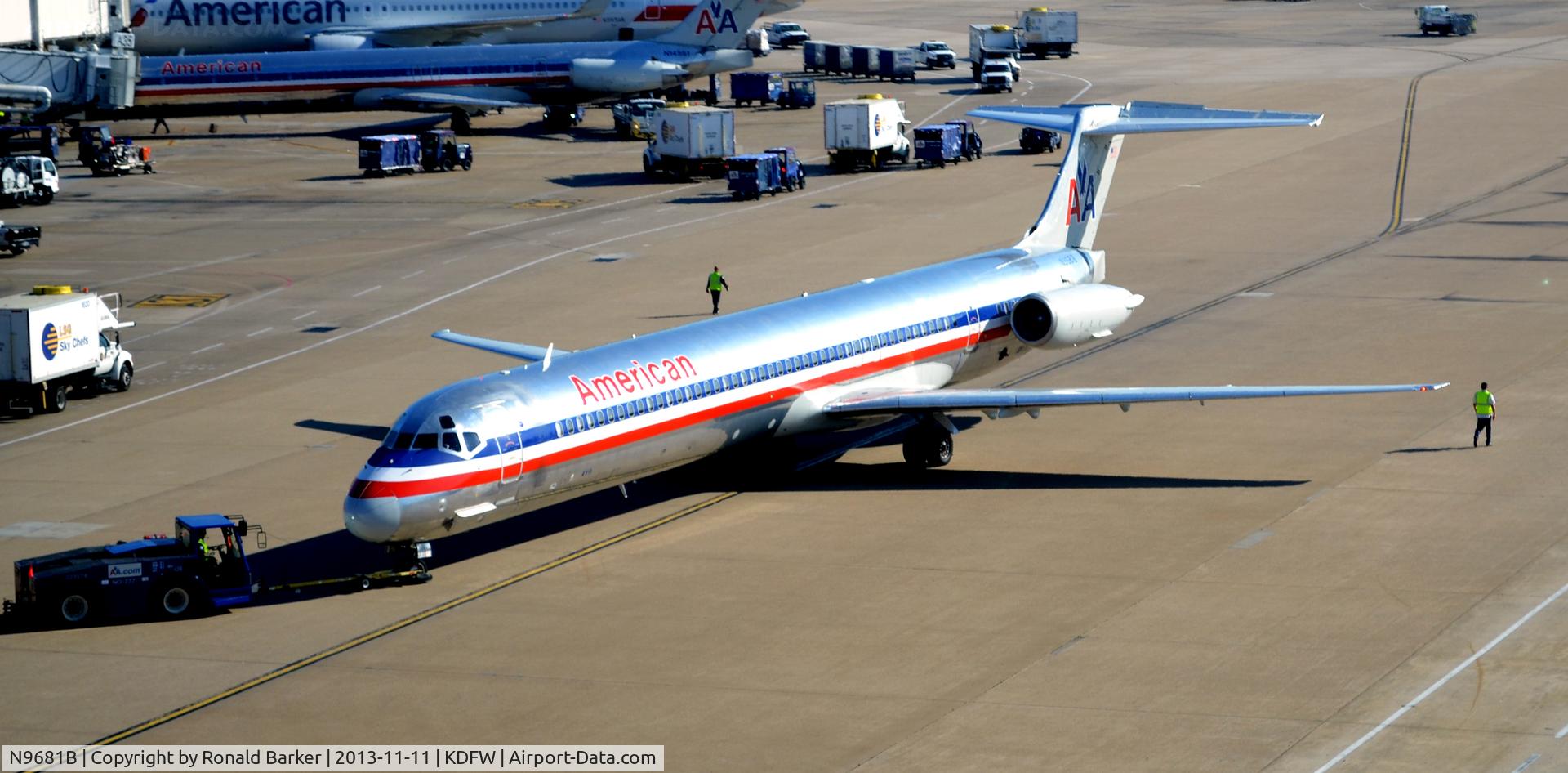 N9681B, 1999 McDonnell Douglas MD-83 (DC-9-83) C/N 53631, Towed DFW