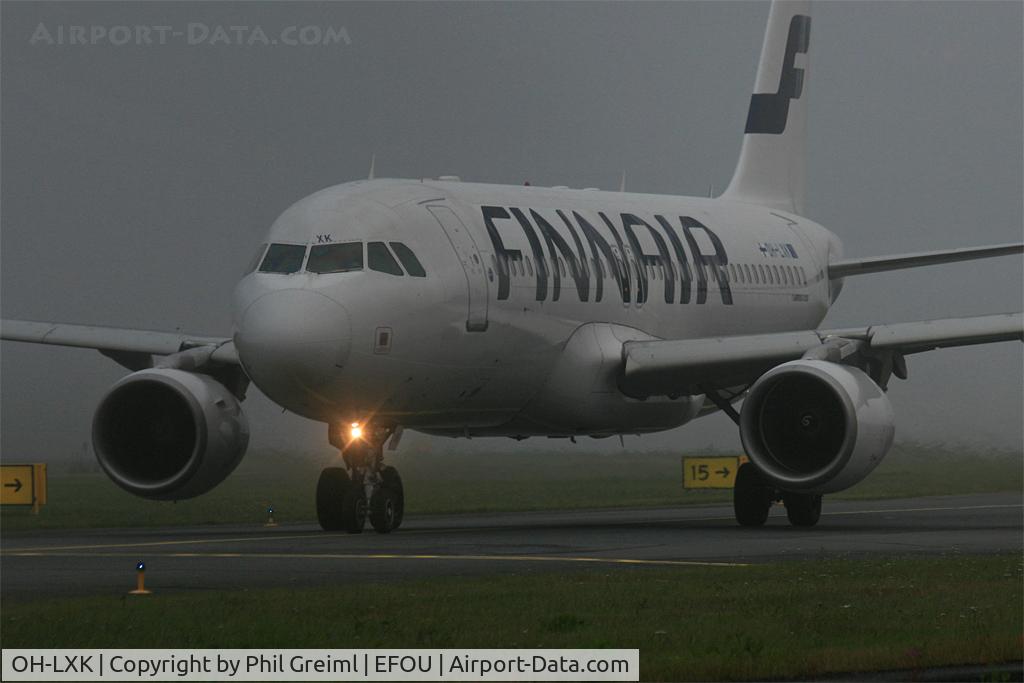 OH-LXK, 2003 Airbus A320-214 C/N 2065, Taken at EFOU.