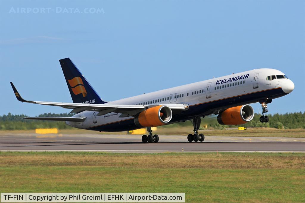TF-FIN, 1997 Boeing 757-208 C/N 28989, Taken at EFHK.