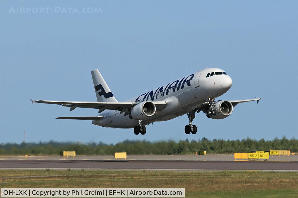 OH-LXK, 2003 Airbus A320-214 C/N 2065, Taken at EFHK.