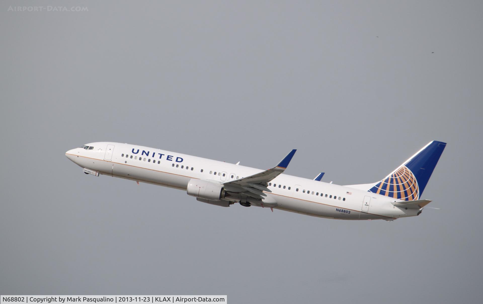 N68802, 2013 Boeing 737-924/ER C/N 42739, Boeing 737-900ER