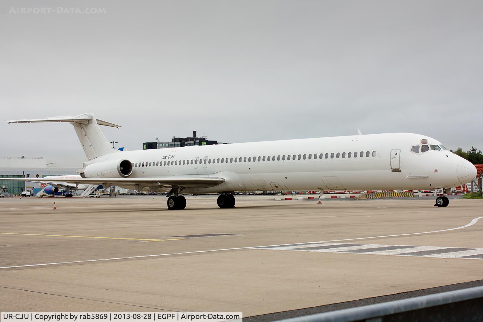 UR-CJU, 1989 McDonnell Douglas MD-83 (DC-9-83) C/N 49631, Sitting in the Cul-De-SAC Stand 37
