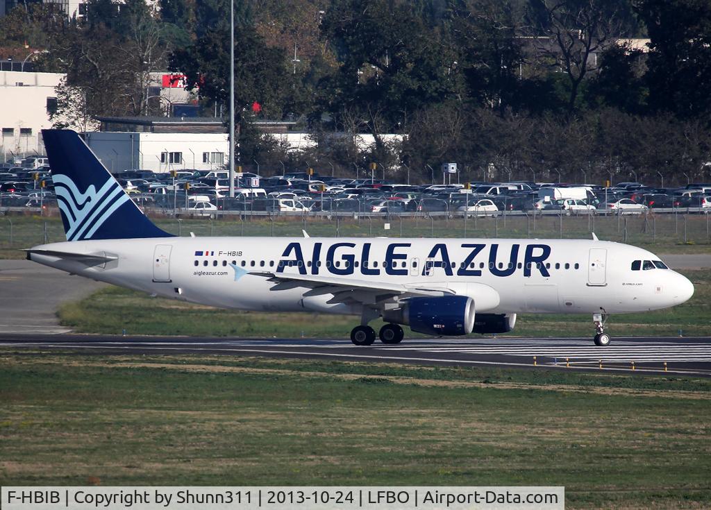 F-HBIB, 2007 Airbus A320-214 C/N 3289, Lining up rwy 14L for departure