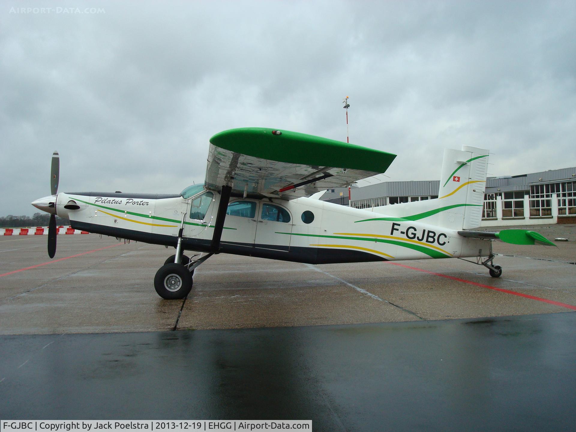 F-GJBC, Pilatus PC-6/B2-H4 Turbo Porter C/N 868, F-GJBC at ramp at GRQ